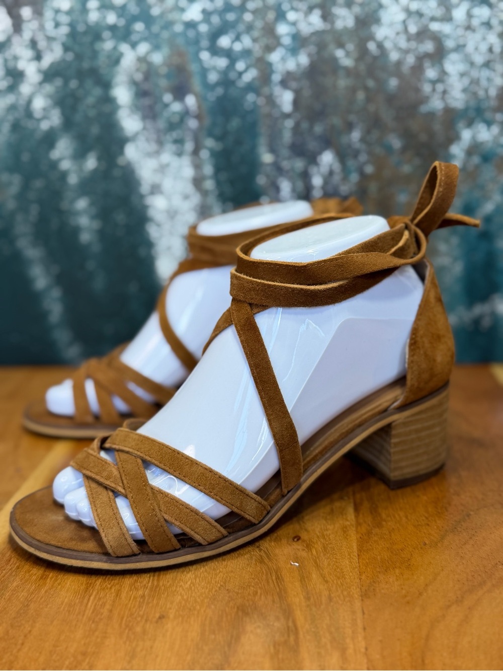 Steve Madden Boho Suede Lace Up Block Heel Sandals Tan Size 7 (GUC)